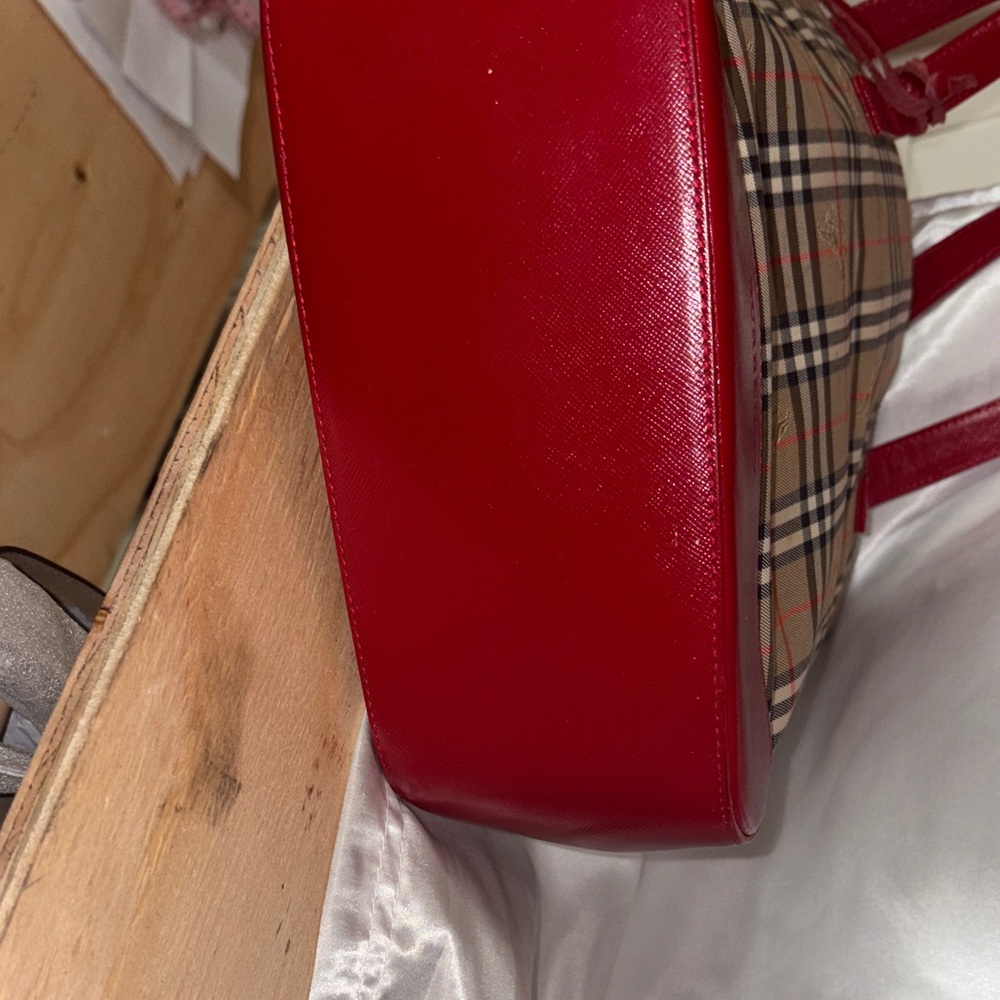 Burberry Plaid Canvas Tote with Red Leather Trim vintage - Picture 7 of 12